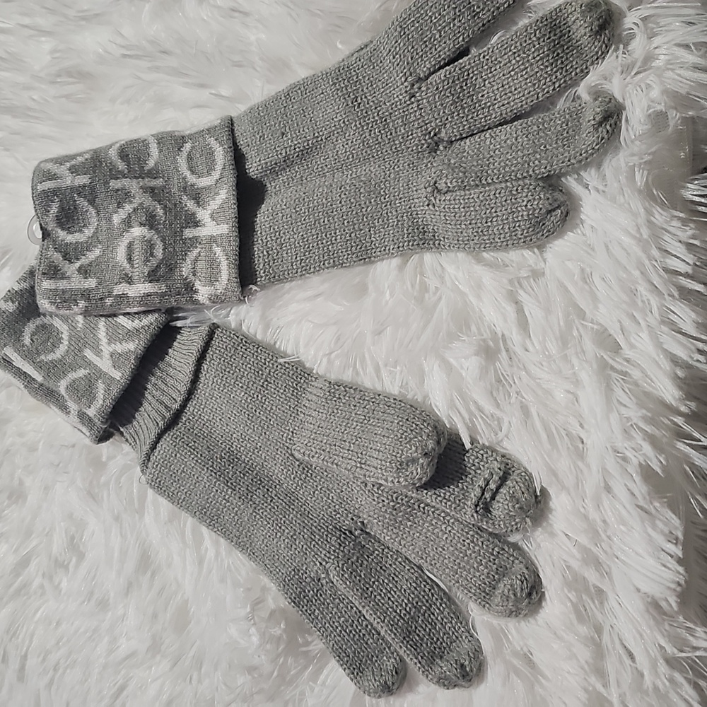Calvin Klein Gloves (w)